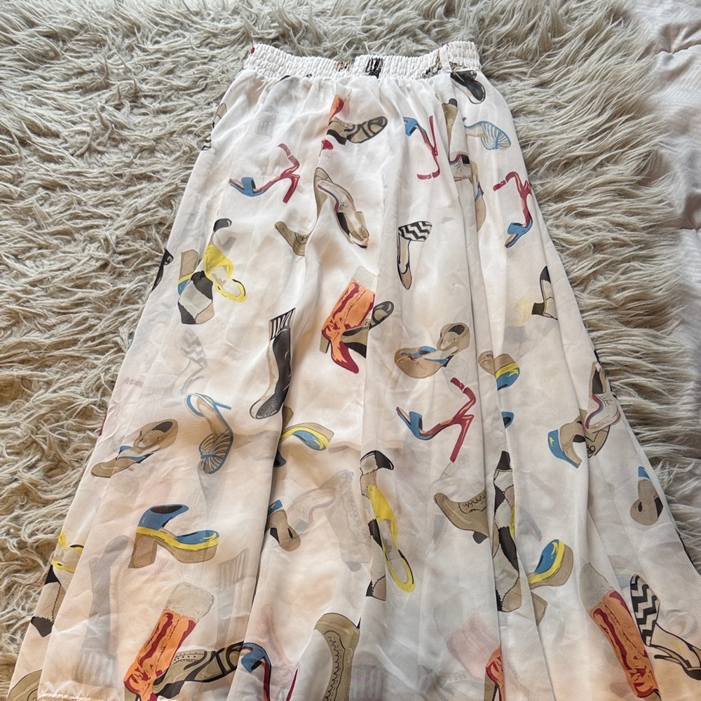 Chic White A-Line Skirt with Colorful Shoe Print